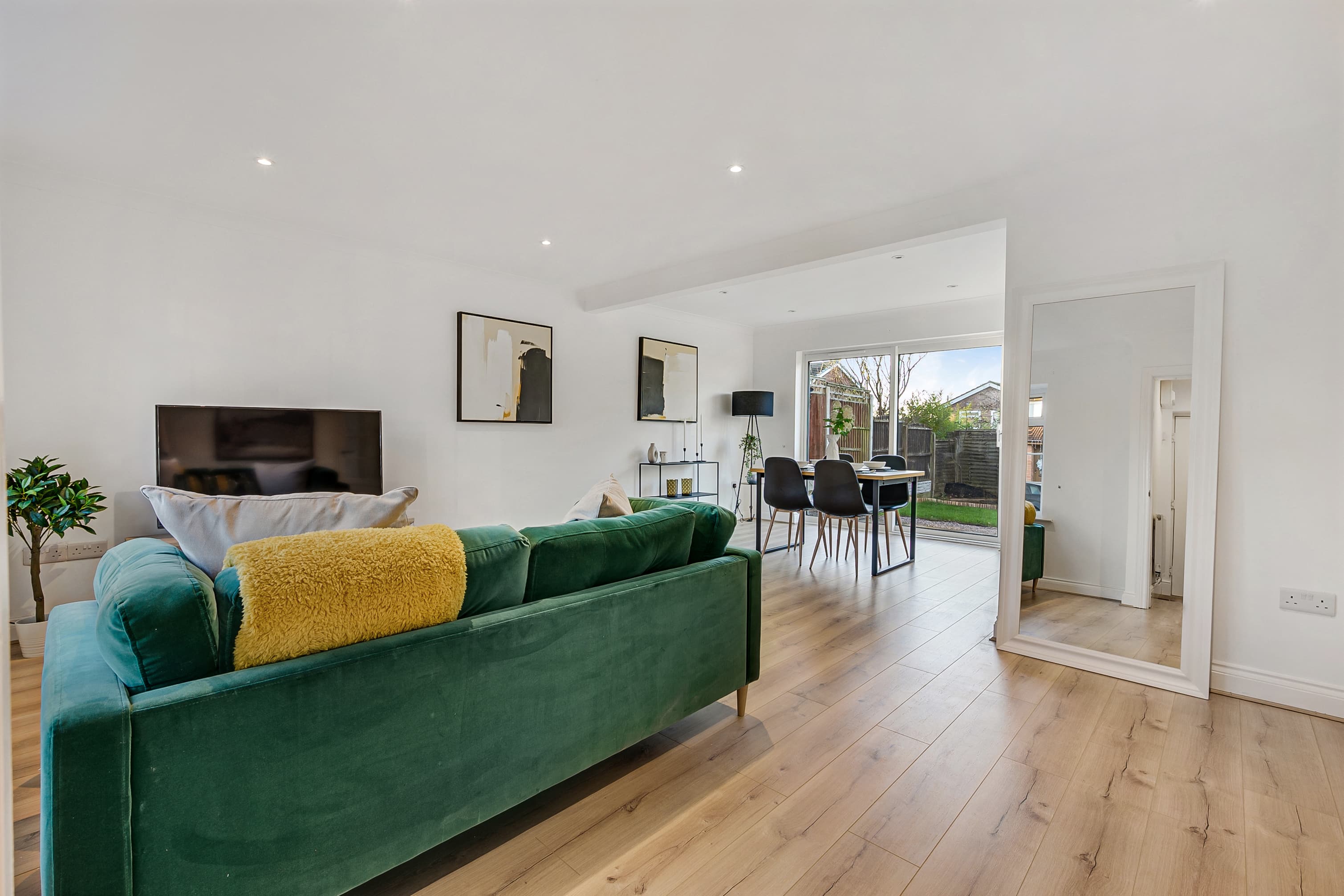 Ashurst family home refurbishment and staging for sale